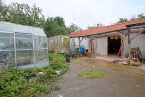 Photo 27- click for photo gallery